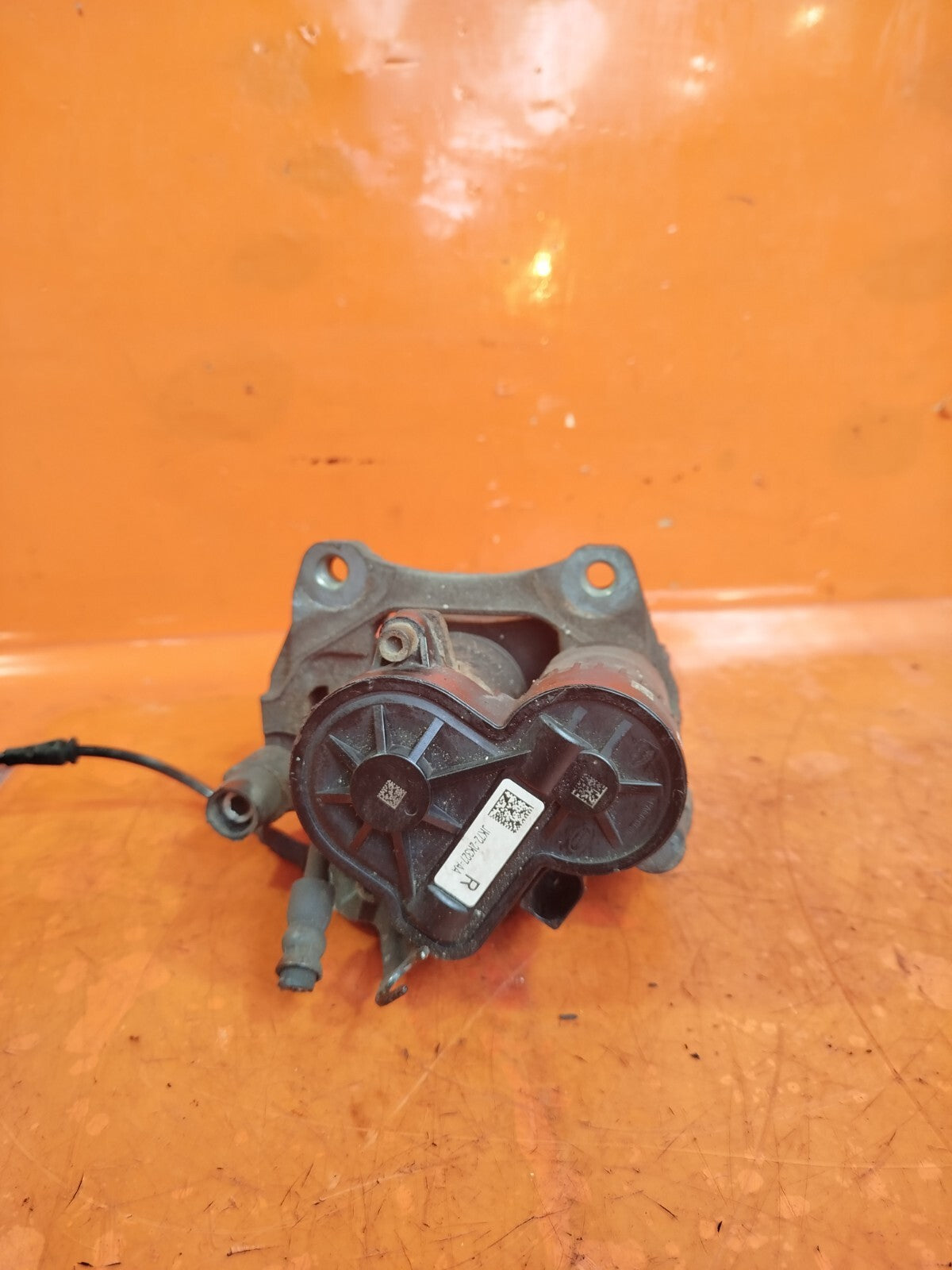 ✅2019 JAGUAR E-PACE X540 REAR RIGHT BRAKE CALIPER JK72-2K327-AA + WARRANTY xAA - Image 9
