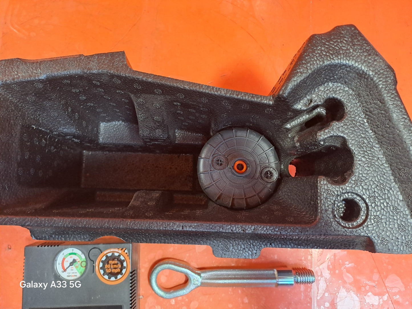 ✅2023 BMW 2 SERIES M SPORT F44 JACK TOOL KIT FOAM 6886414 + WARRANTY A293 - Image 6