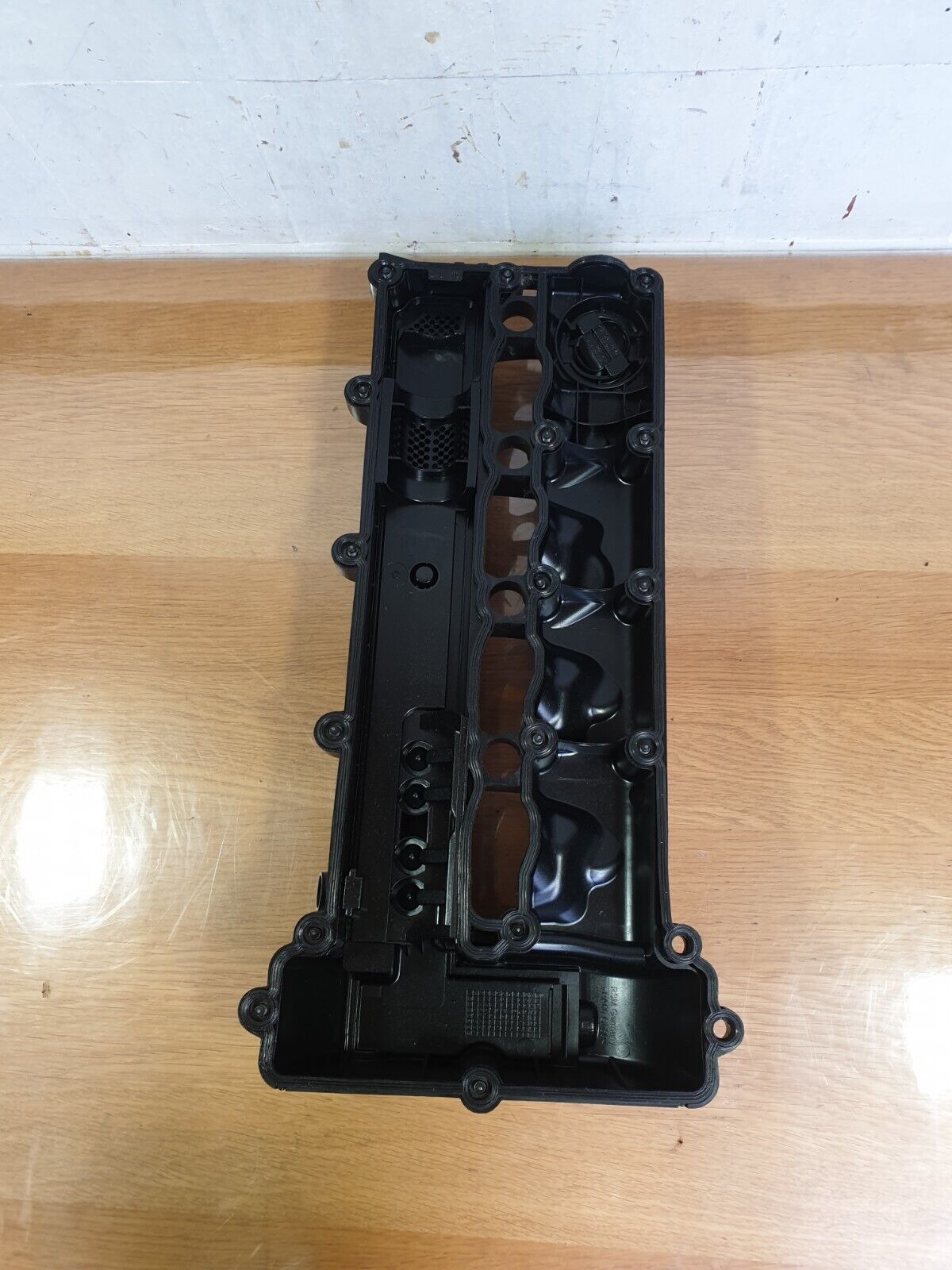 2015 MERCEDES A CLASS W176 AMG 2.1D ROCKER COVER A6510109018 + WARRANTY A047