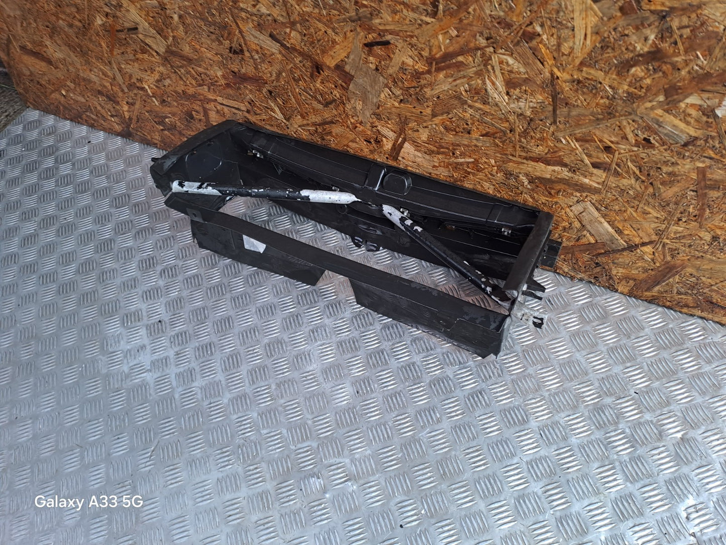 ✅BMW 118D F21 1 Series Sport 2.0 Diesel 2016 AIR DUCT FRONT RADIATOR UPPER PANEL - Image 3
