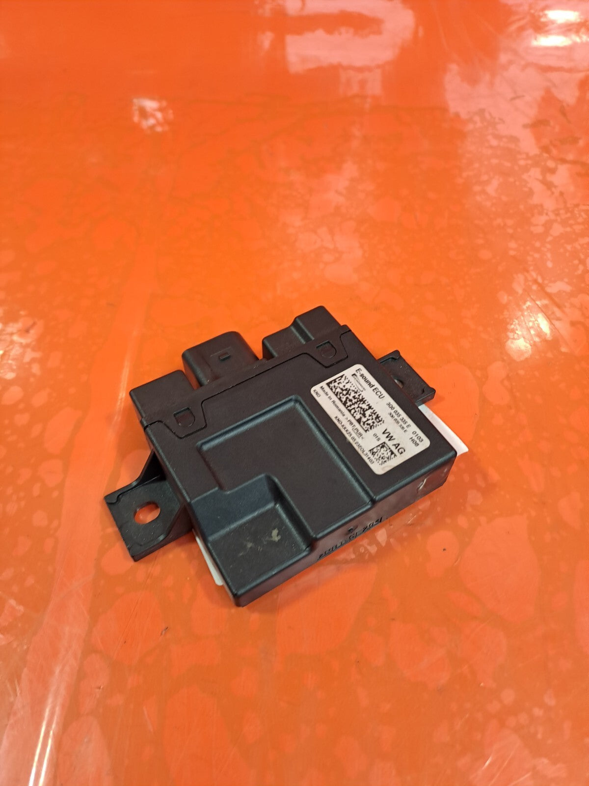 2023 CUPRA LEON VZ2 1.4P ENGINE NOISE GENERATOR CONTROL UNIT 3Q0035335E A227 - Image 3