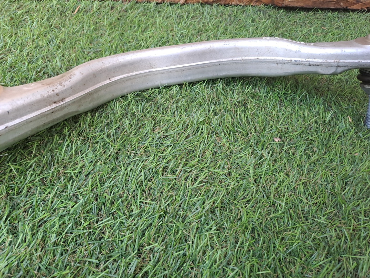 2024 TESLA MODEL 3 LONG FRONT RIGHT SUSPENSION CONTROL ARM 1344359-00-A A207 - Image 6