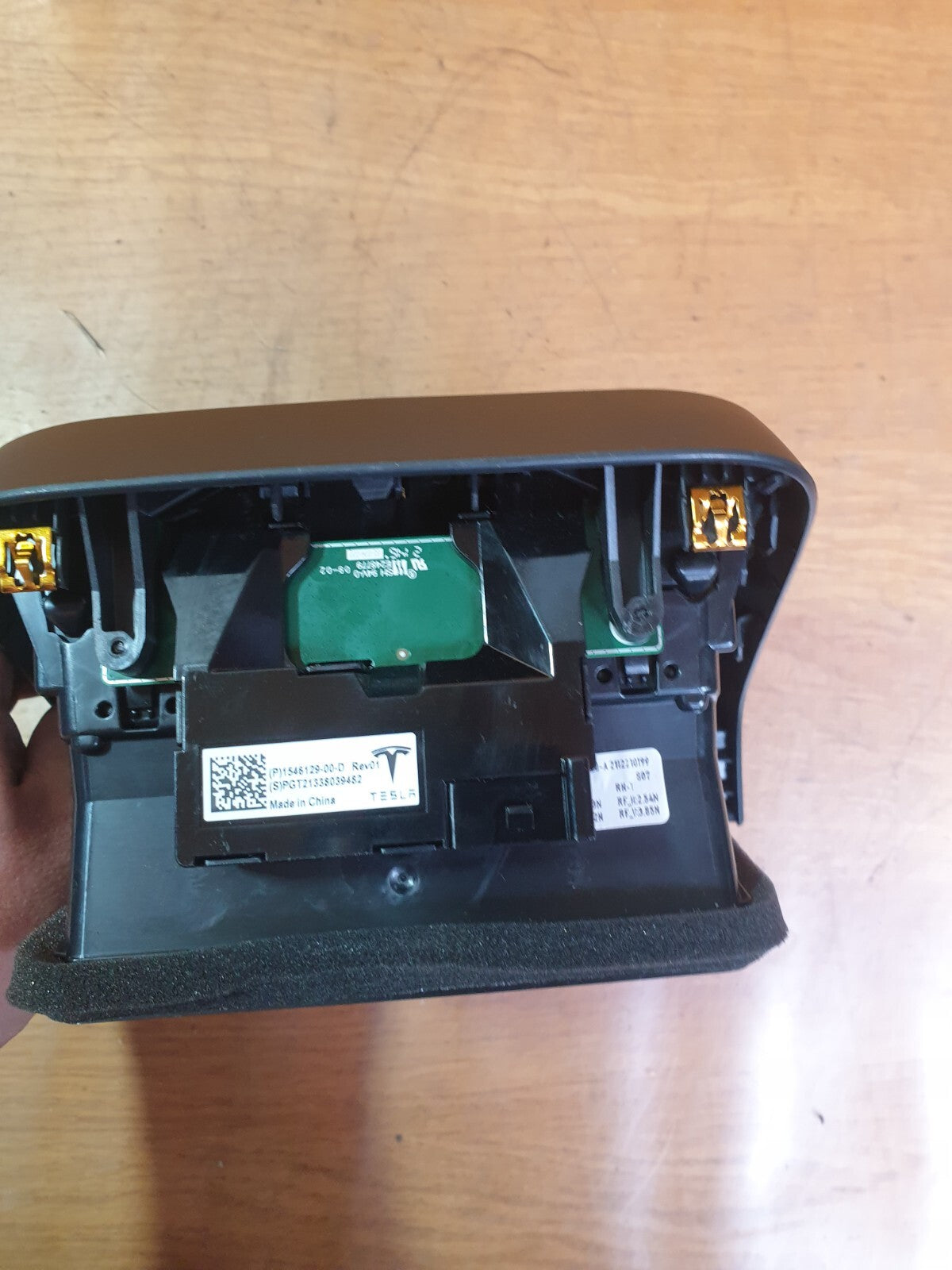 ✅2022 TESLA MODEL Y REAR AIR VENTS WITH USB 1546129-00-D + WARRANTY A172 - Image 12
