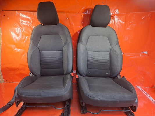 ✅Renault Megane Iconic 1.3 Petrol 2019 Front Seats Pair Warranty A387 - Image 2