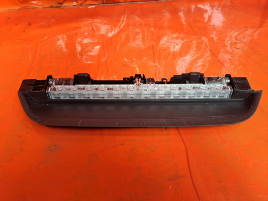 ✅BMW G20 318D M Sport 2.0 Diesel 2021 Rear Third Brake Stop Light 7420460 A362 - Image 2