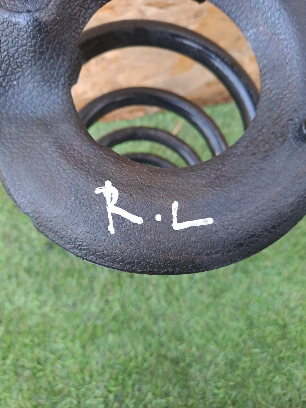 2024 TESLA MODEL 3 LONG REAR LEFT COIL SPRING 1344472-00-B + WARRANTY A207 - Image 11
