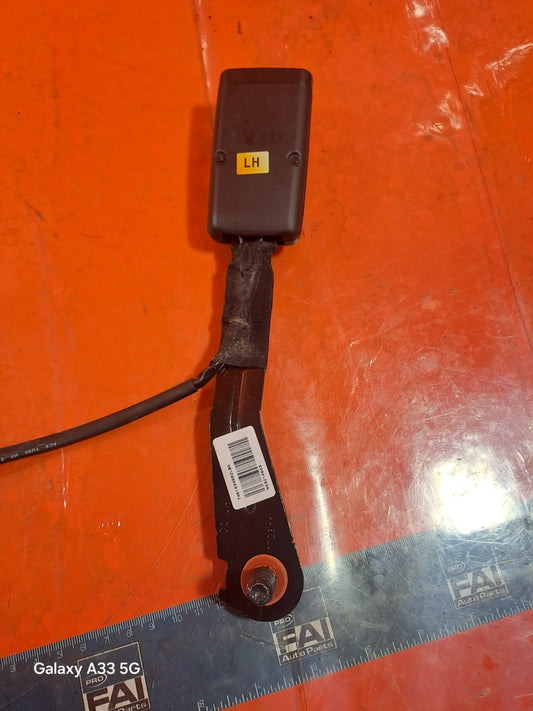✅2018 SSANGYONG KORANDO LE FRONT LEFT SEAT BELT BUCKLE 7461034002 +WARRANTY A288 - Image 2
