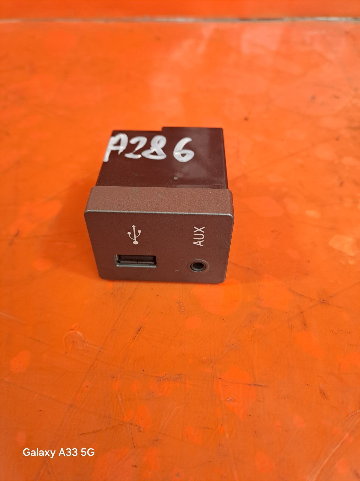 ✅Ssangyong Rodius Turismo 2.2 Diesel 2017 AUX SOCKET PORT USB BUS BLOCK A286 - Image 2