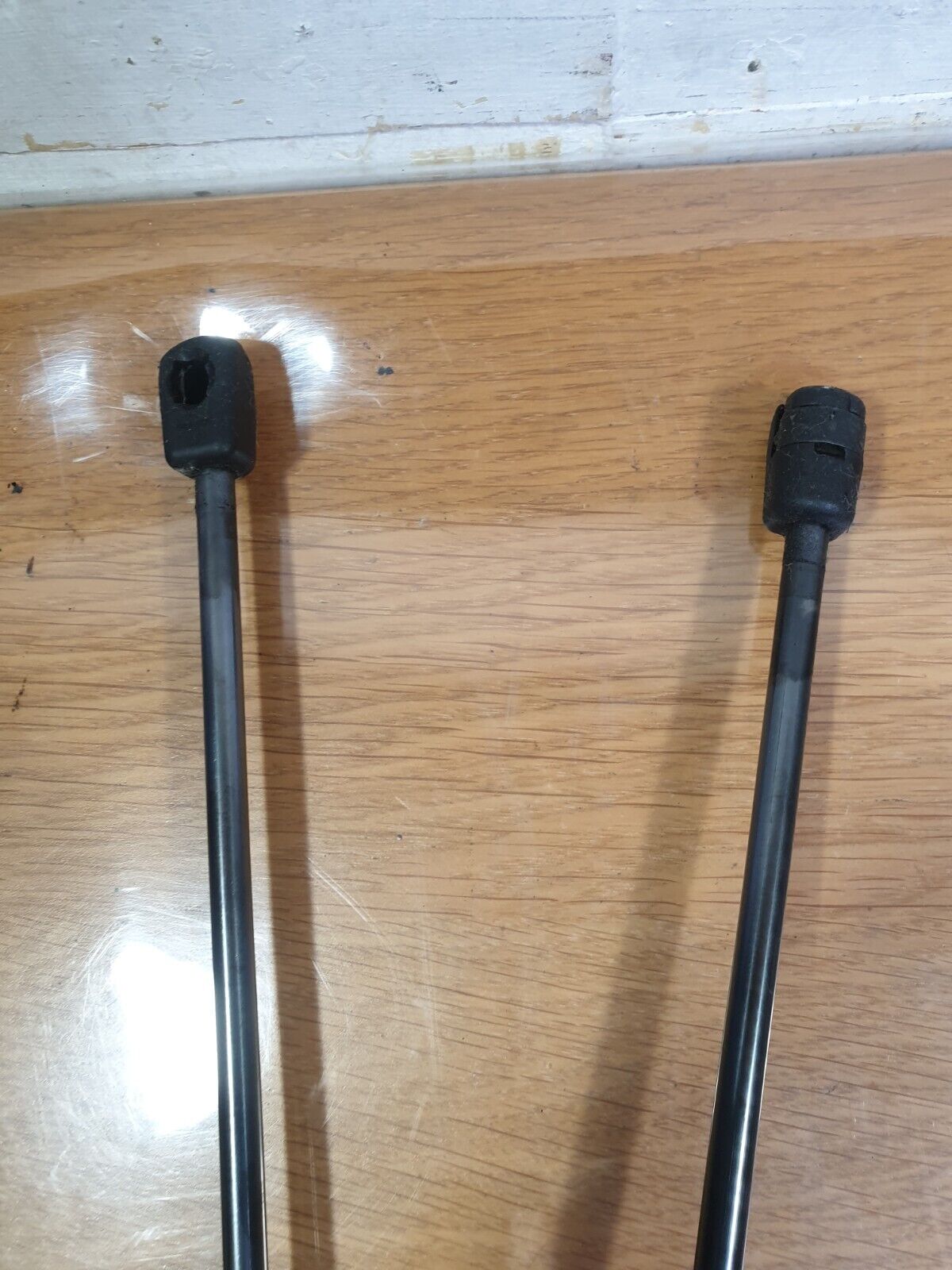 JAGUAR F-PACE X761 3.0 PETROL 2017 BONNET HINGE PAIR & GAS STRUTS HK8316C826AA