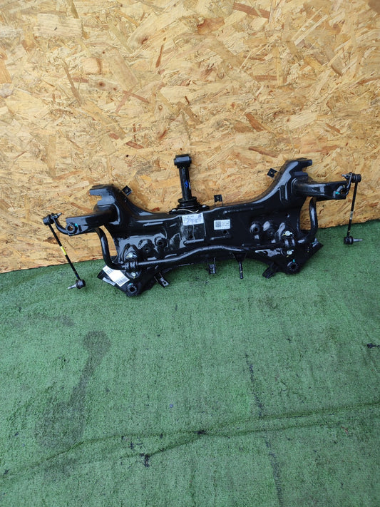 Hyundai Bayon Premium T-Gdi 2023 1.0 Petrol FRONT SUBFRAME 62401-Q0000 Warranty - Image 1