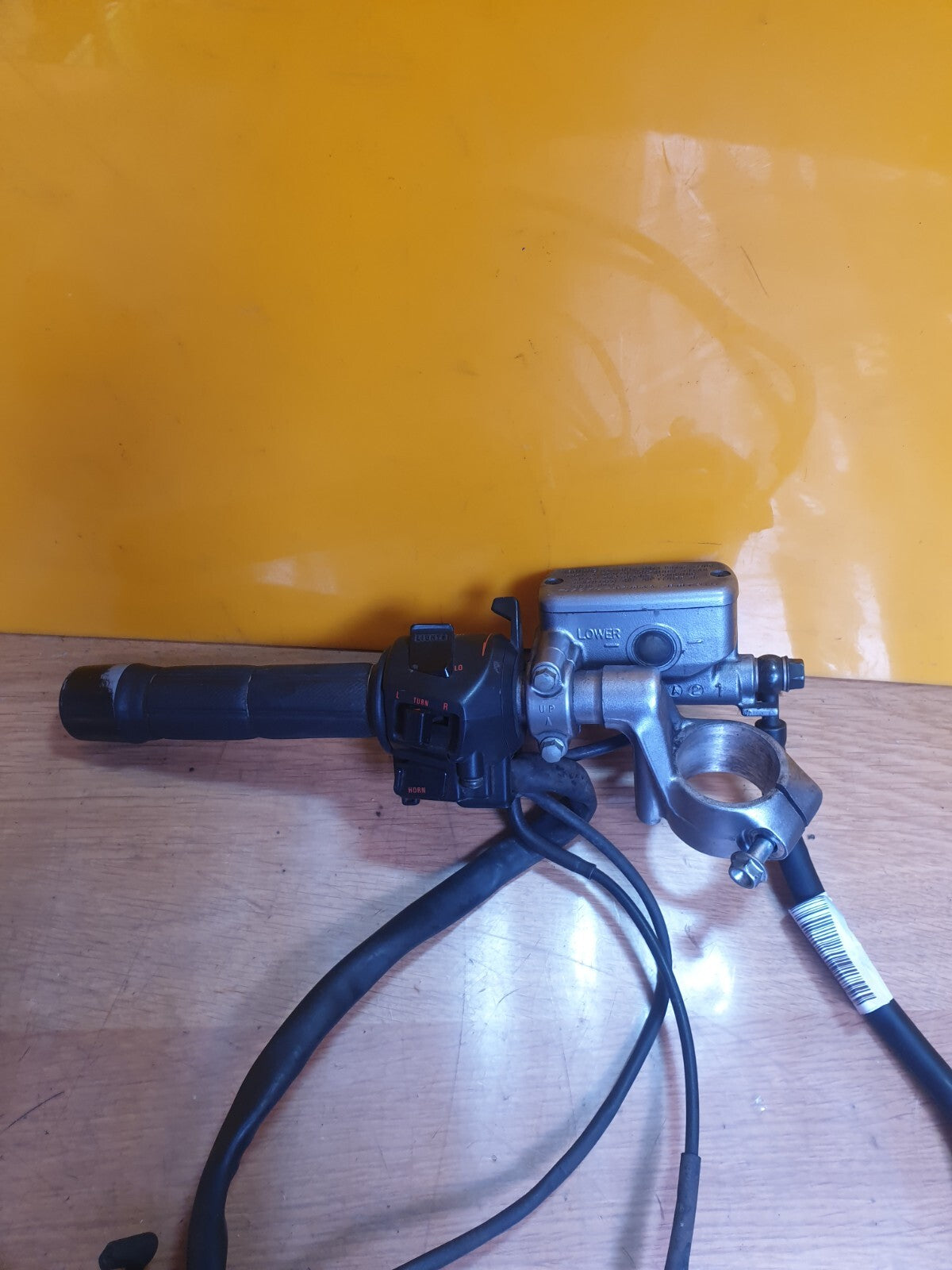 ✅1995 HONDA VFR750 PETROL LEFT HANDLE BAR HM-320B-T + WARRANTY A182 - Image 12