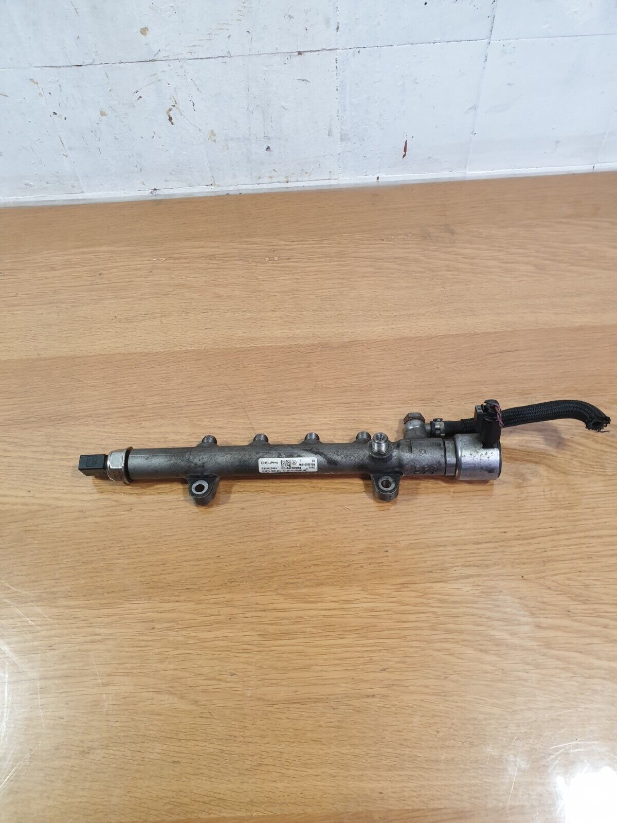 2015 MERCEDES A CLASS W176 AMG 2.1D FUEL INJECTOR RAIL A6510700700 A047