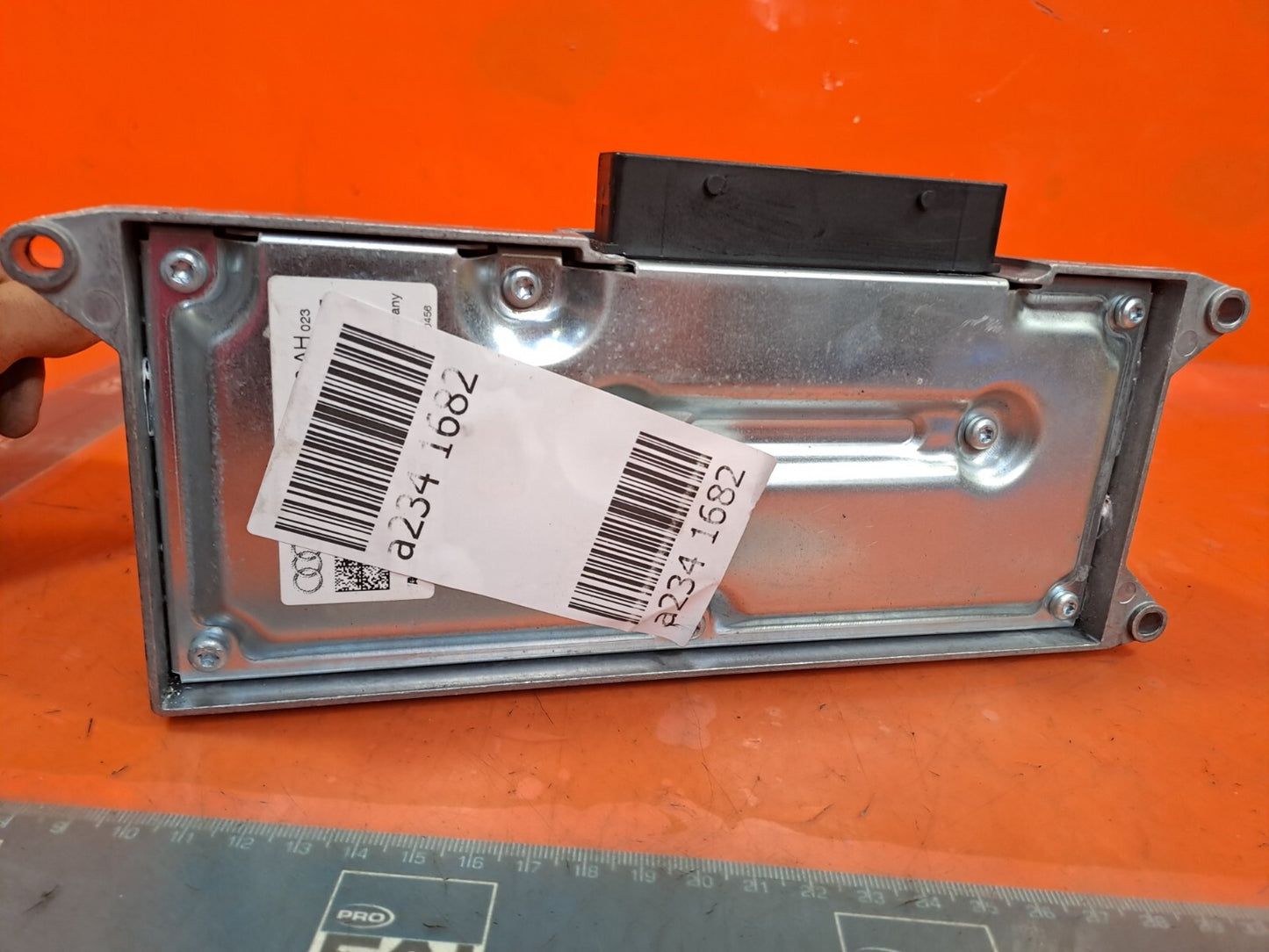 ✅AUDI A5 S LINE CABRIO 2.0 PETROL 2009 AUDIO SOUND AMPLIFIER 8T0035223AH A234 - Image 11