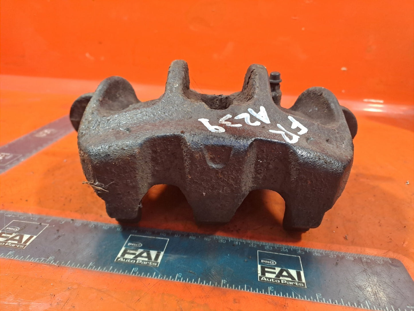 ✅2011 LAND ROVER DISCOVERY 4 L319 3.0D FRONT RIGHT BRAKE CALIPER + WARRANTY A239 - Image 2