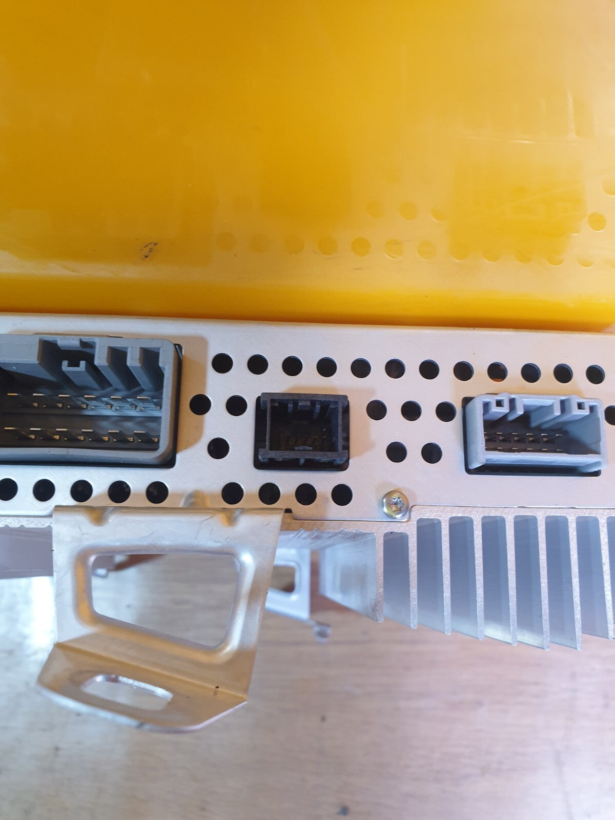 ✅2022 TESLA MODEL Y STEREO AUDIO AMPLIFIER 1507152-01-B + WARRANTY A172 - Image 4
