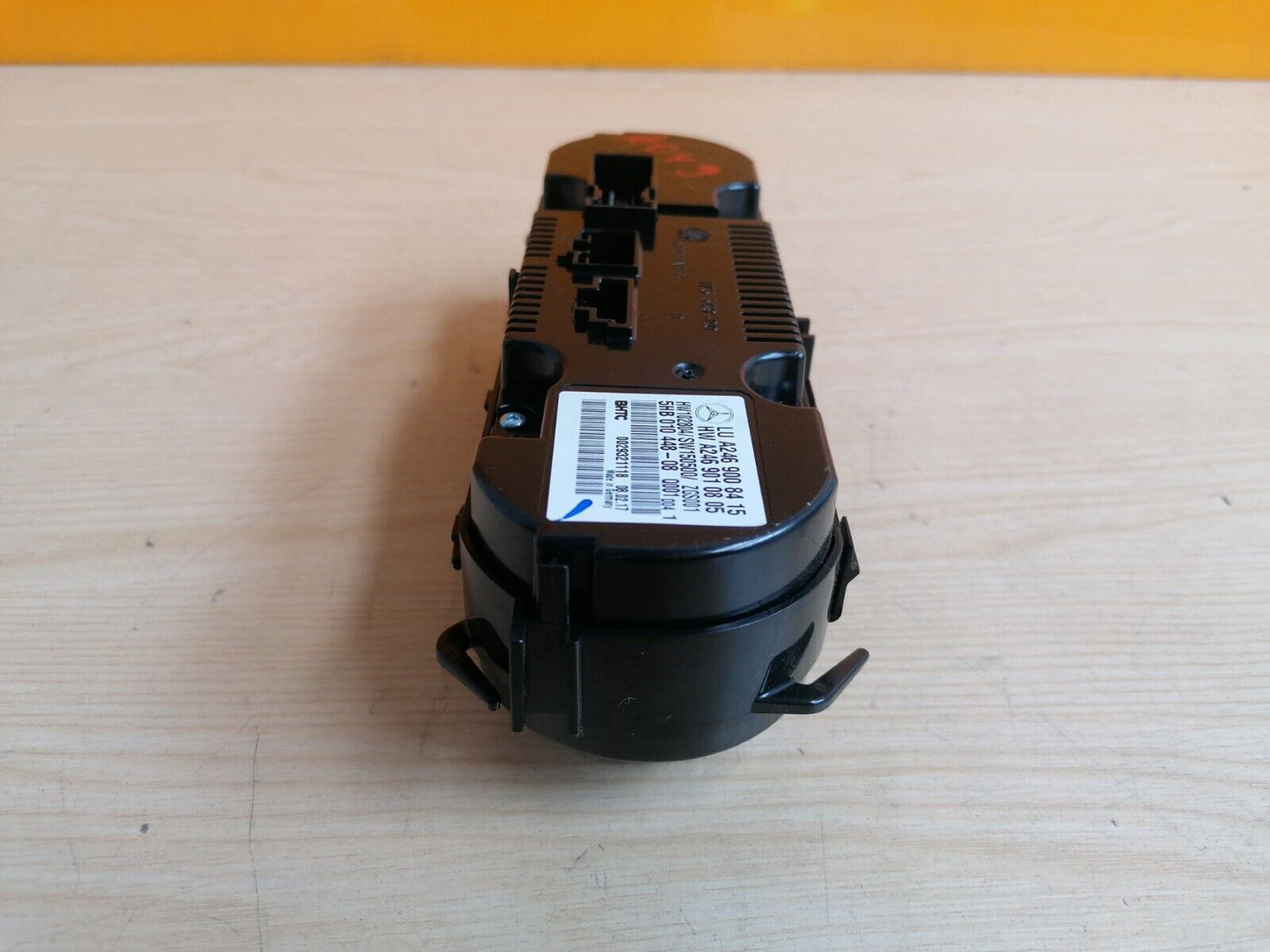 2017 MERCEDES AMG A200D W176 A/C AIR CON HEATER CONTROL PANEL A2469008415 A049