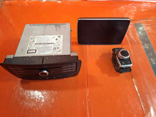 ✅MERCEDES GLA 200D X156 2.1 DIESEL 2016 SAT NAV HEAD UNIT SET SYSTEM A2469003818 - Image 2