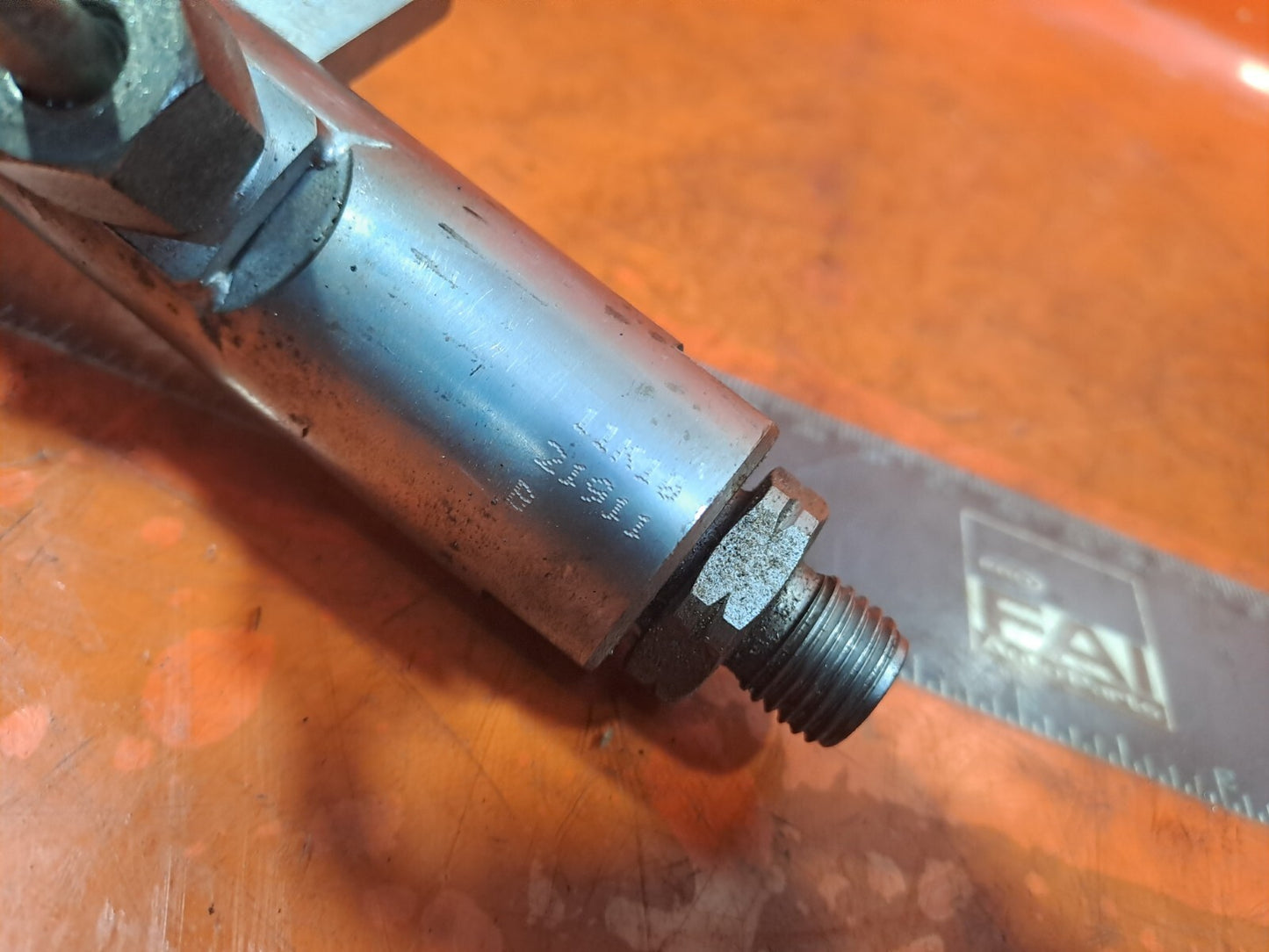 ✅2011 LAND ROVER DISCOVERY 4 L319 3.0D FUEL INJECTOR RAIL 9X2Q-9D280-EA A239 - Image 6