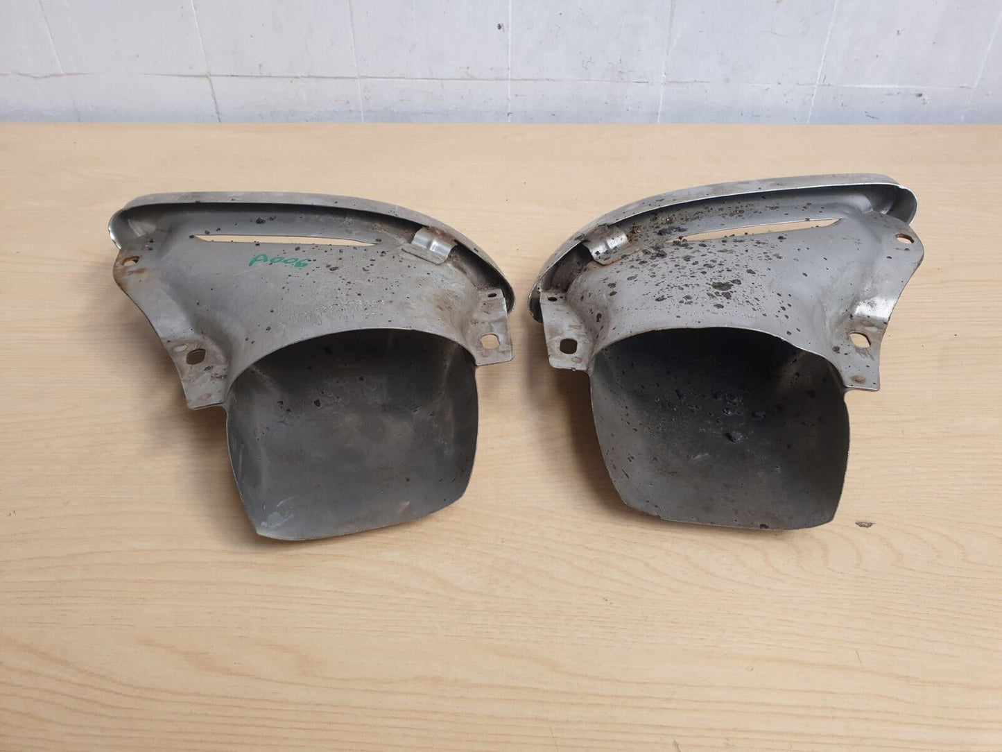 2019 MERCEDES CLS W257 REAR EXHAUST TIP PIPE END A2134903301 A2134903401 A006
