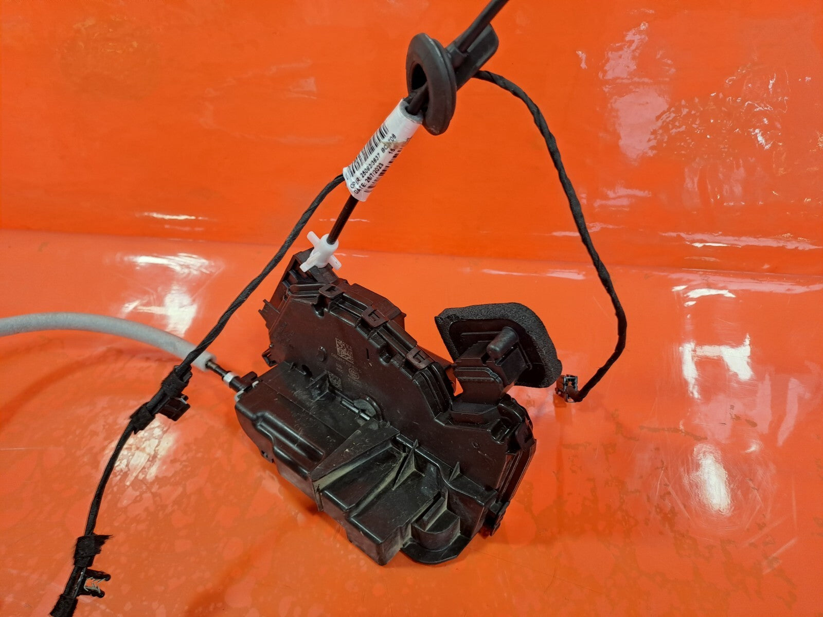 Cupra Leon VZ2 2023 1.4 Petrol FRONT LEFT DOOR LOCK MECHANISM C5D-5TC837015D - Image 12