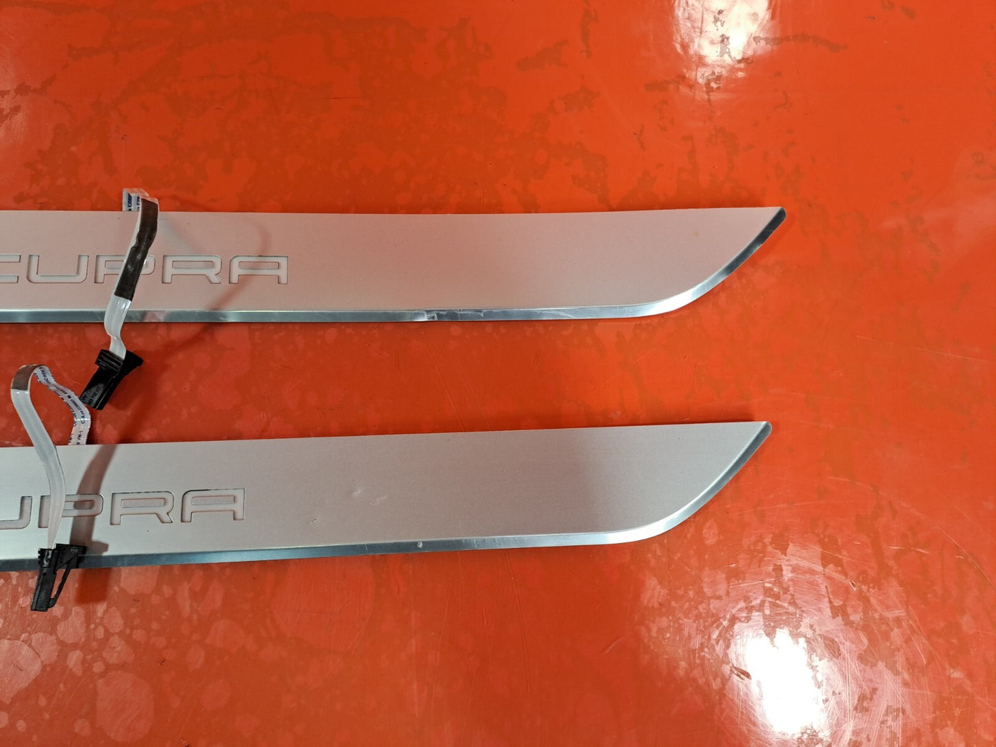 Cupra Leon VZ2 2023 1.4 Petrol FRONT SILL STEP TRIM PAIR 5FA947417E Warranty - Image 2