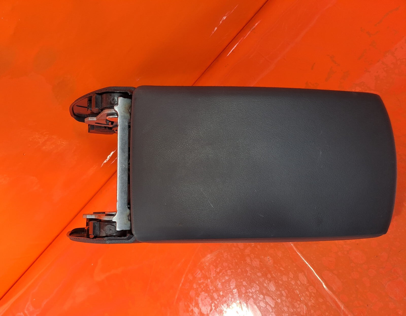 Cupra Leon VZ2 2023 1.4 Petrol ArmRest Assembly 5FA864207C Warranty A227 - Image 4
