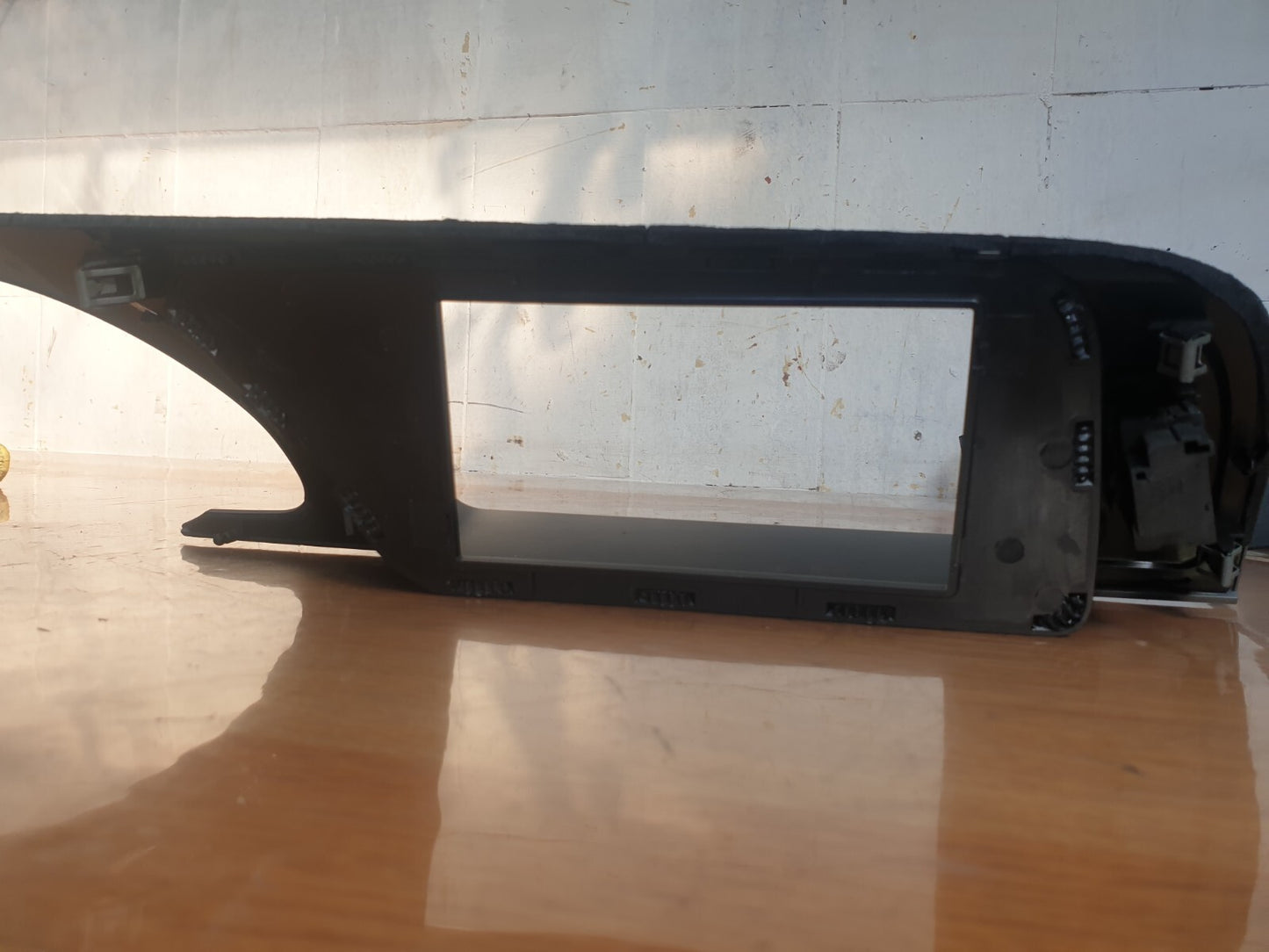 Audi A5 S Line 2.0 Diesel 2012 DISPLAY SCREEN SURROUND TRIM 8T2857185G Warranty - Image 2