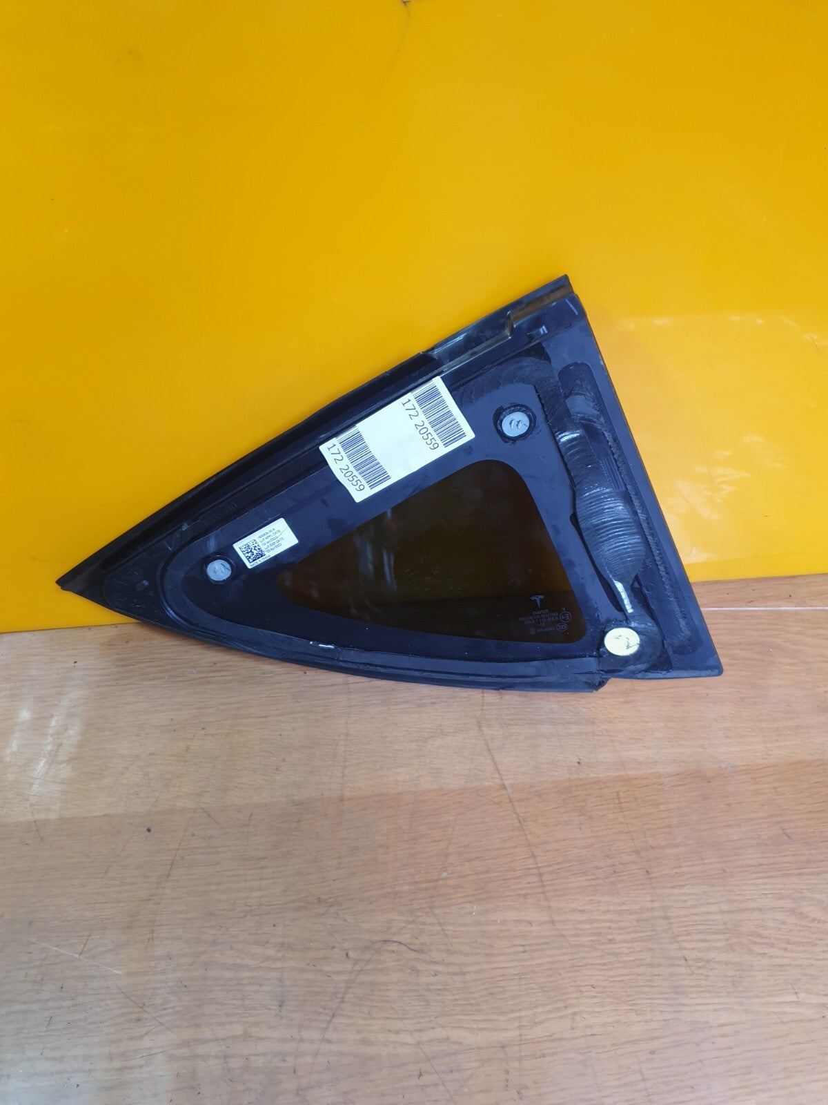 ✅2022 TESLA MODEL Y REAR LEFT QUARTER WINDOW GLASS 1600808-00-A + WARRANTY A172 - Image 2