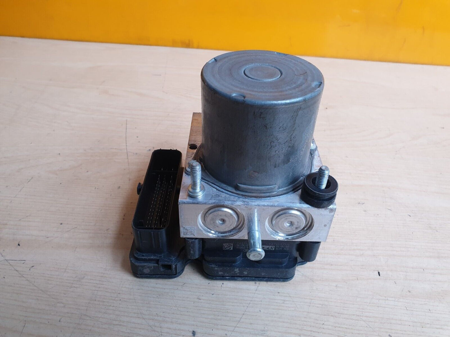 2021 MERCEDES A200 W177 1.3 PETROL ABS PUMP CONTROL MODULE A1779007805 A067