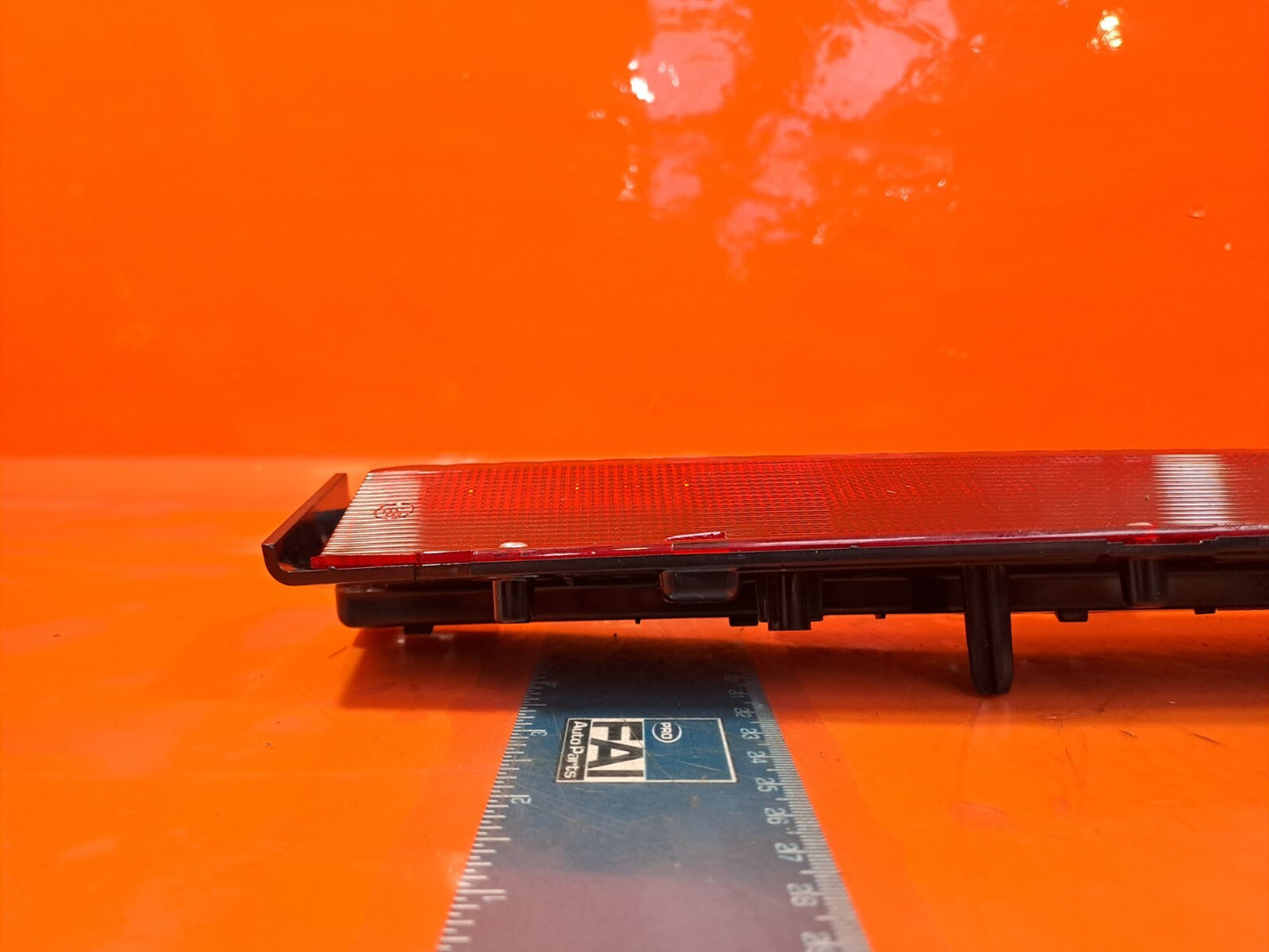 TESLA MODEL 3 LONG 2024 ADDITIONAL BRAKE LIGHT 1615202-00-C Warranty A207 - Image 6