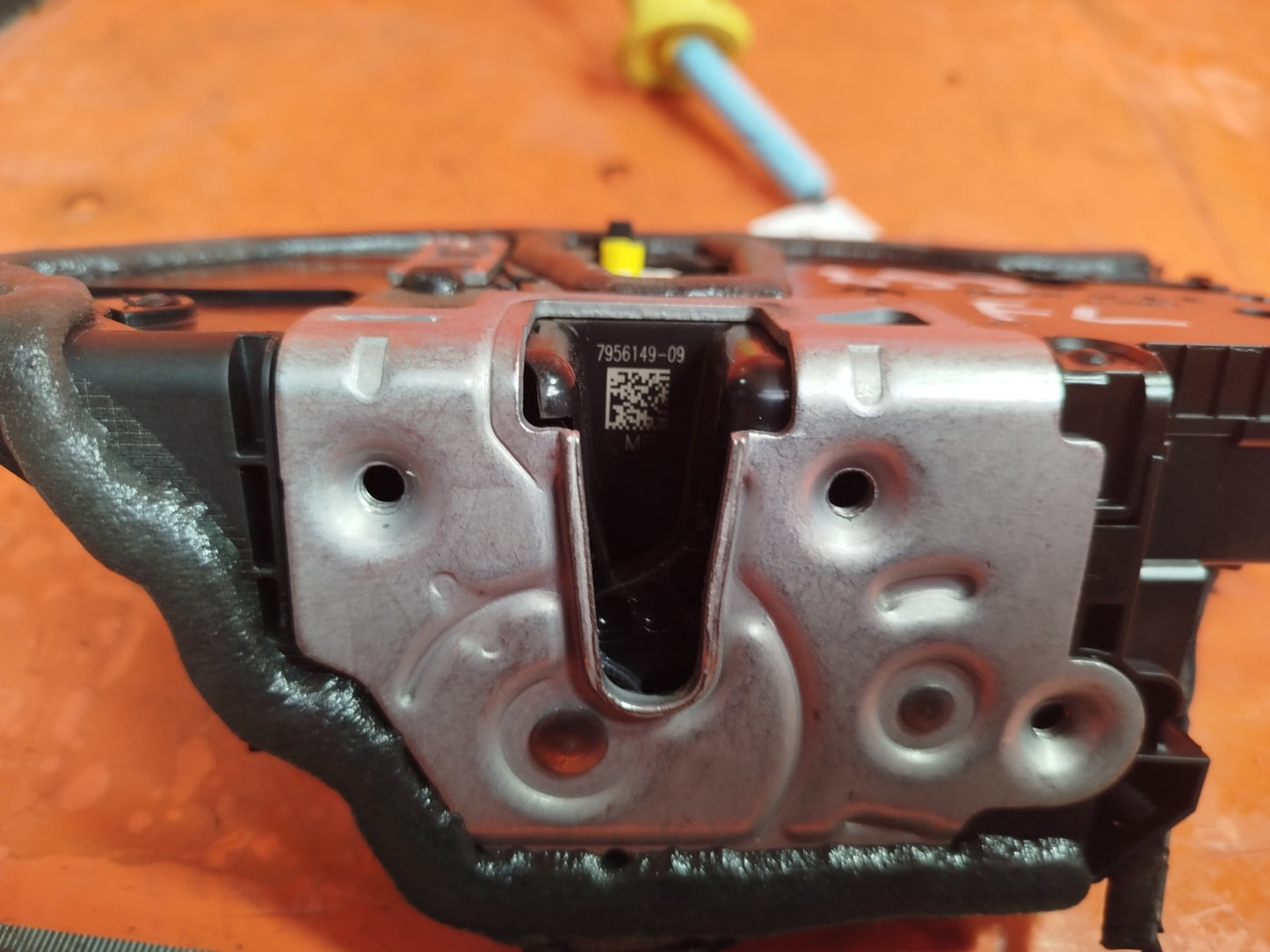 ✅2023 BMW 2 SERIES M SPORT F44 FRONT LEFT DOOR LOCK 7956149 + WARRANTY A293 - Image 2
