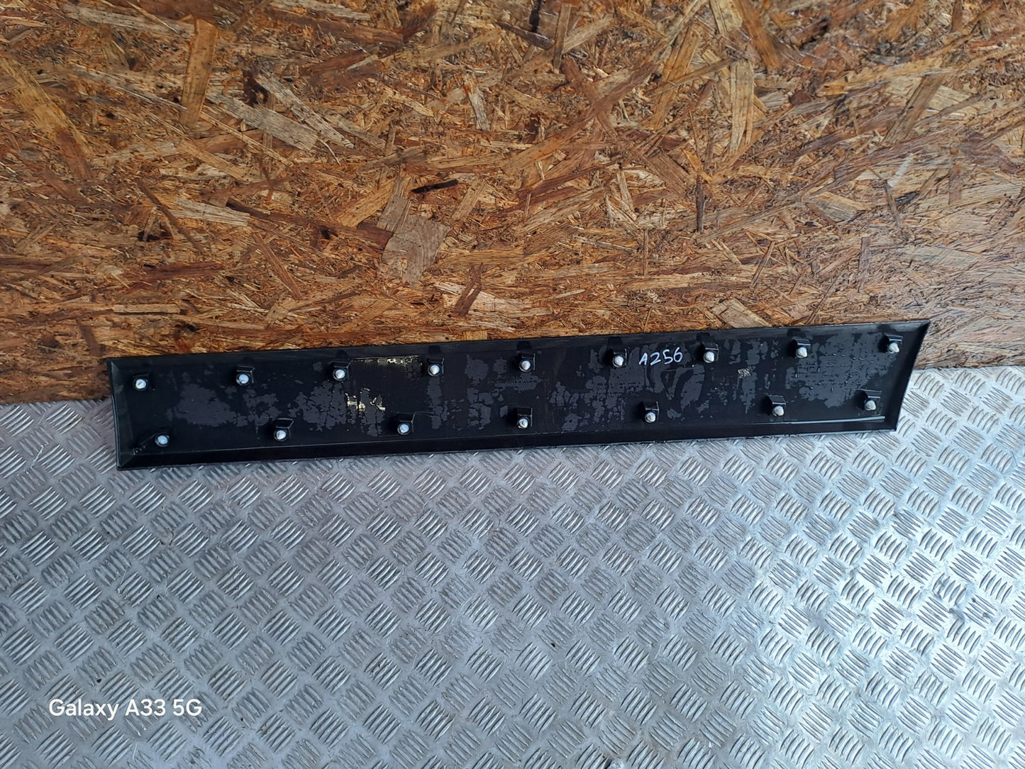 ✅Renault Trafic III Sl27 Sport 2016 1.6 Diesel RIGHT DOOR PLASTIC MOULDING TRIM - Image 9