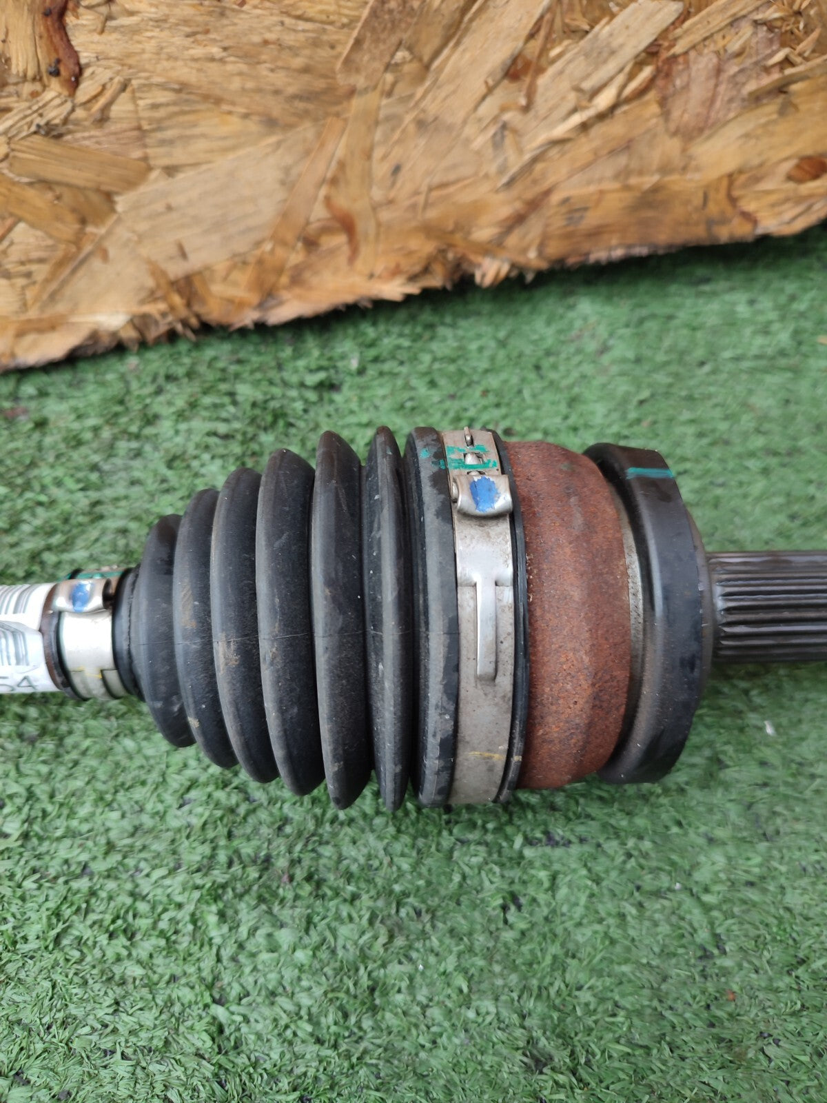 Hyundai Bayon Premium T-Gdi 2023 1.0 Petrol FRONT RIGHT DRIVESHAFT 49500-Q0450 - Image 4
