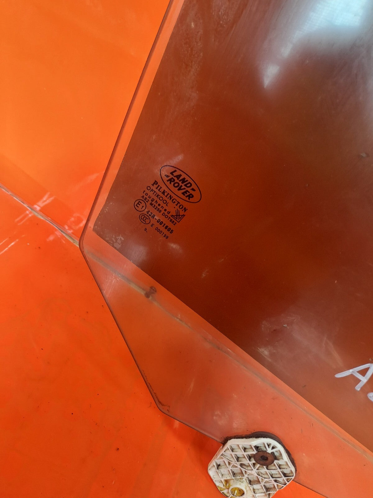 ✅LAND ROVER DISCOVERY 4 L319 3.0 DIESEL 2010 FRONT RIGHT WINDOW GLASS 43R-001605 - Image 12
