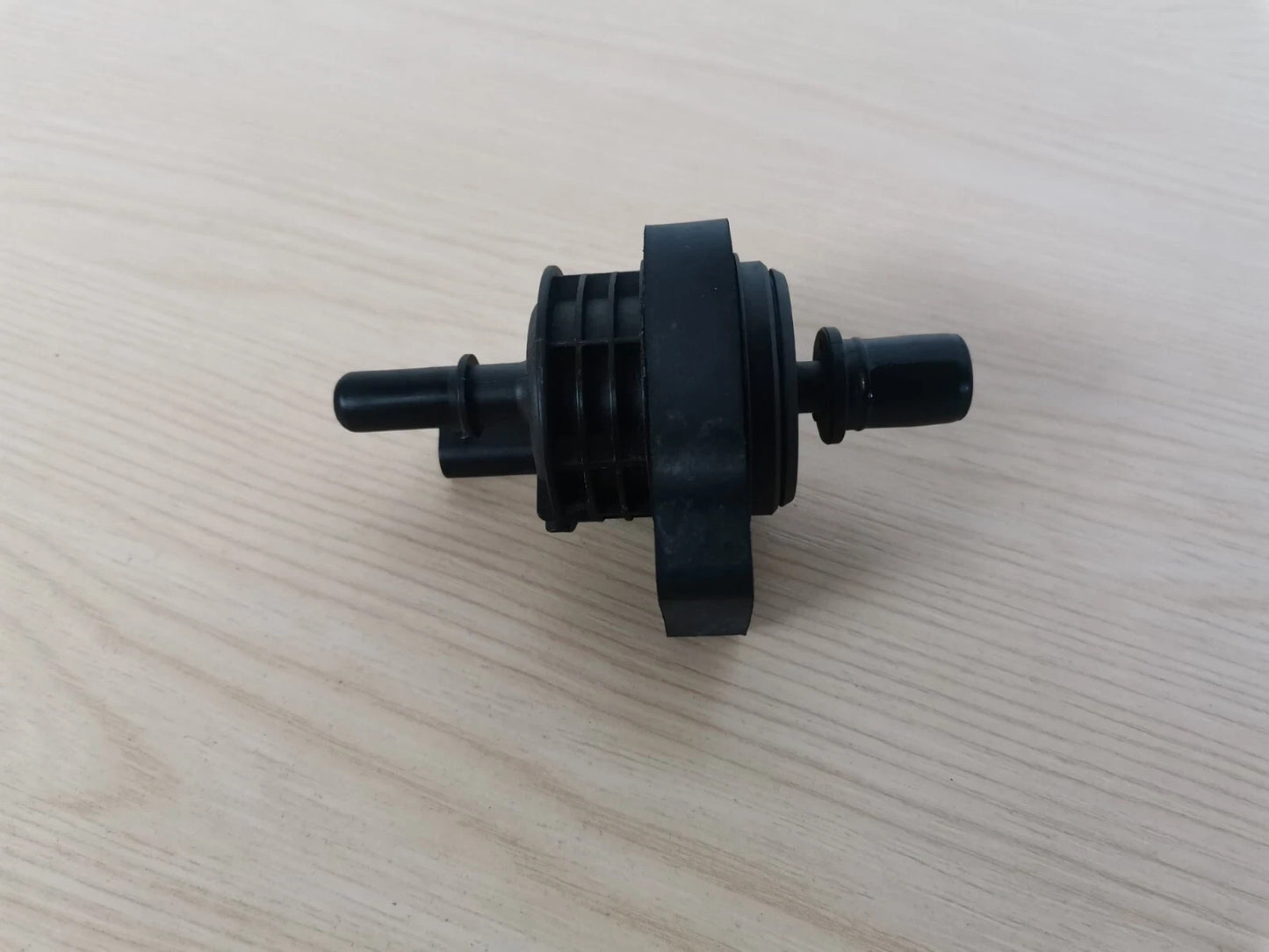 ✅Mercedes CLS 450 W257 3.0 Petrol 2019 Vacuum Purge Valve A0004703700 Warranty - Image 12