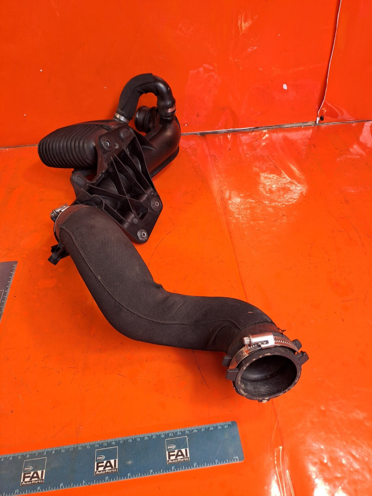 ✅2012 AUDI Q5 8R S LINE 2.0P INTERCOOLER PIPE HOSE 038906051E + WARRANTY A276 - Image 4