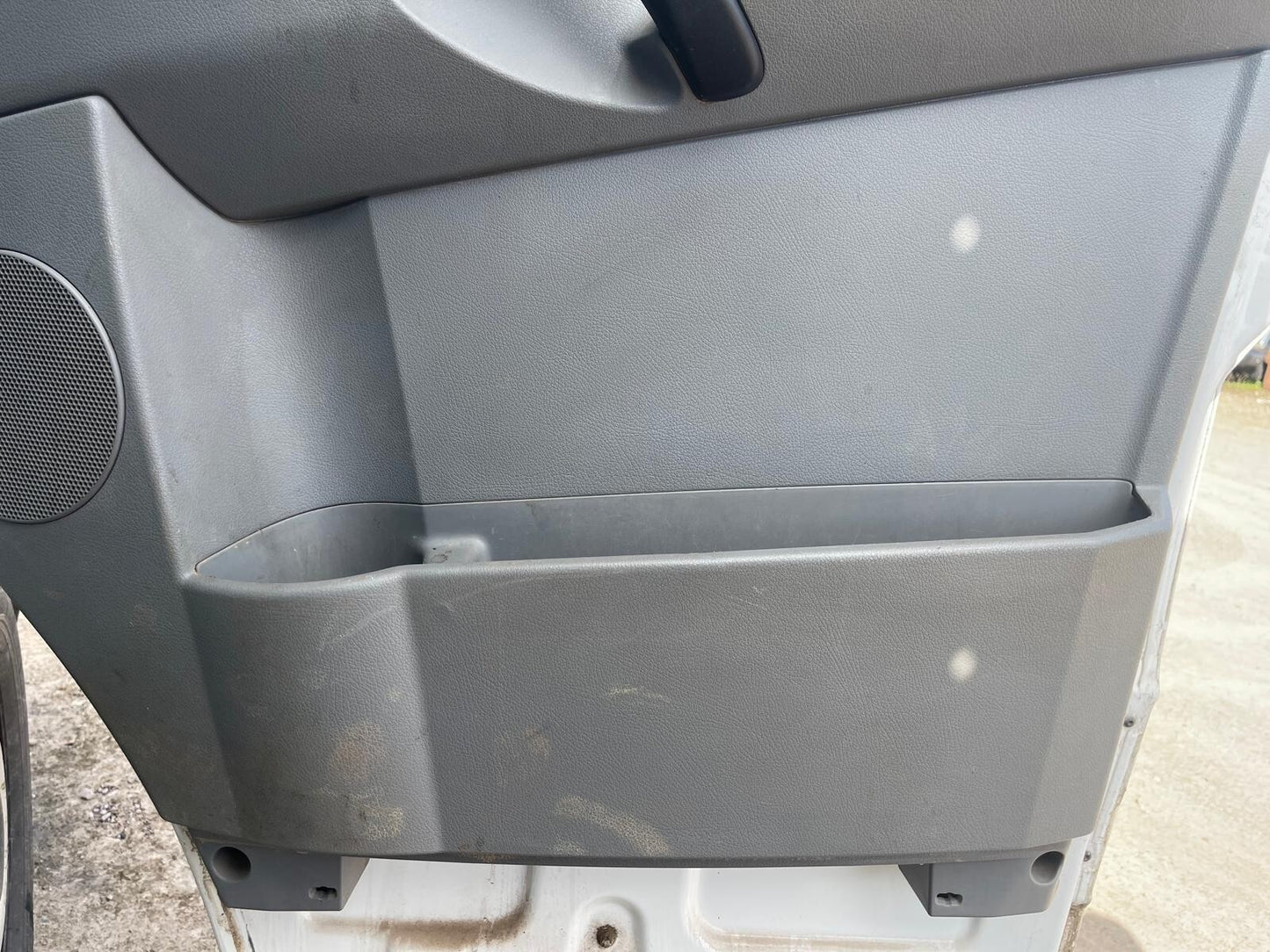 ✅VW CRAFTER CR35 2.0 DIESEL 2015 FRONT RIGHT DOOR BARE WHITE Warranty A275 - Image 11