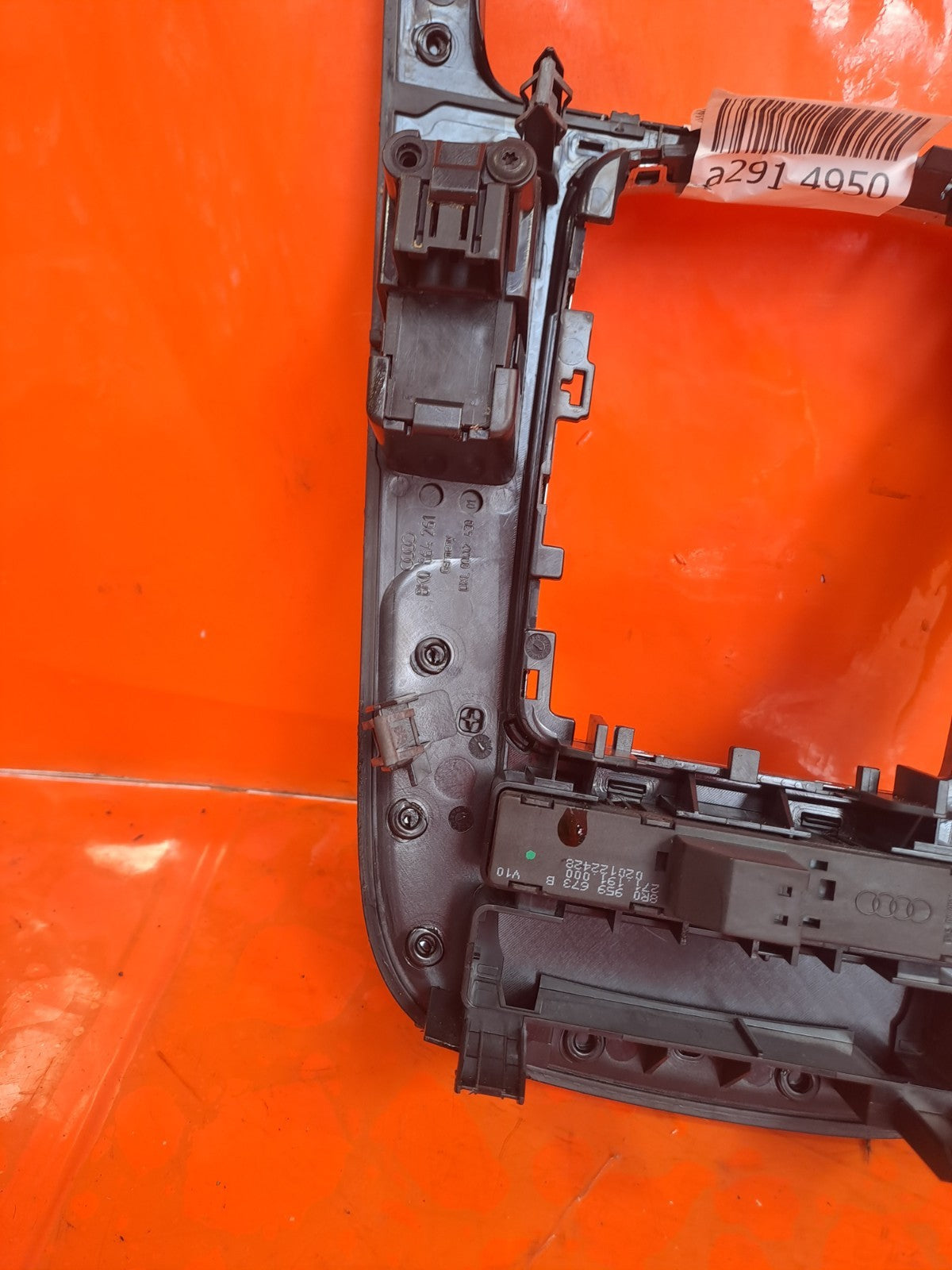 ✅Audi Q5 S Line 2012 2.0 Diesel CENTRE CONSOLE GEAR SURROUND TRIM 8K0864261 A291 - Image 11