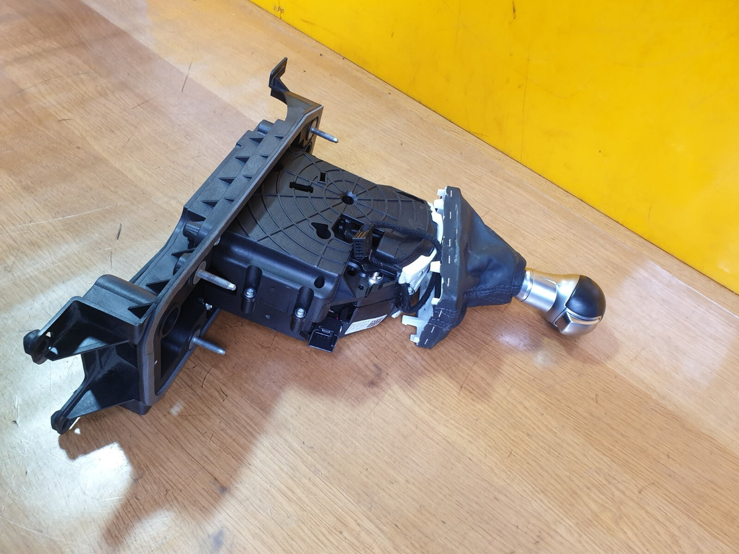 ✅2015 AUDI A3 E-TRON 1.4P GEAR SELECTOR STICK SHIFTER 8V2713023N + WARRANTY A204 - Image 9