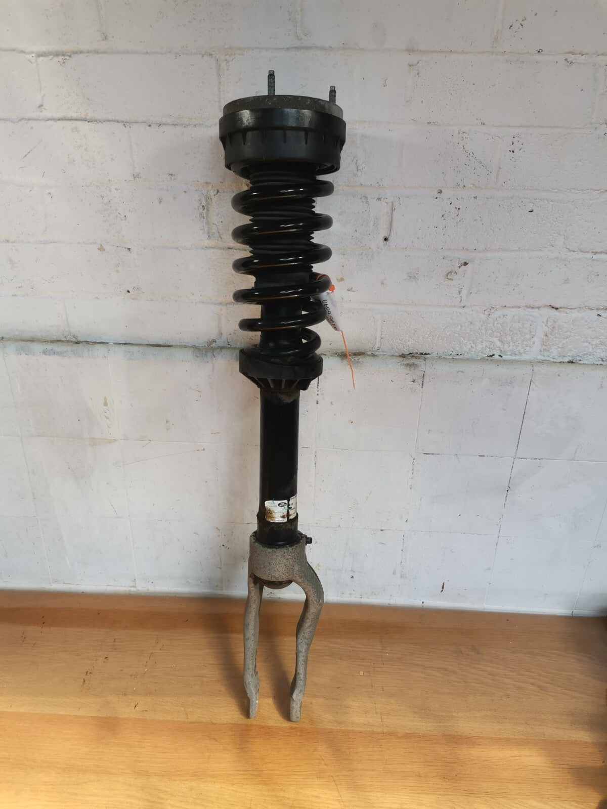 JAGUAR F-PACE X761 3.0 PETROL 2017 FRONT RIGHT SHOCK ABSORBER HK8318B037 A196 - Image 4