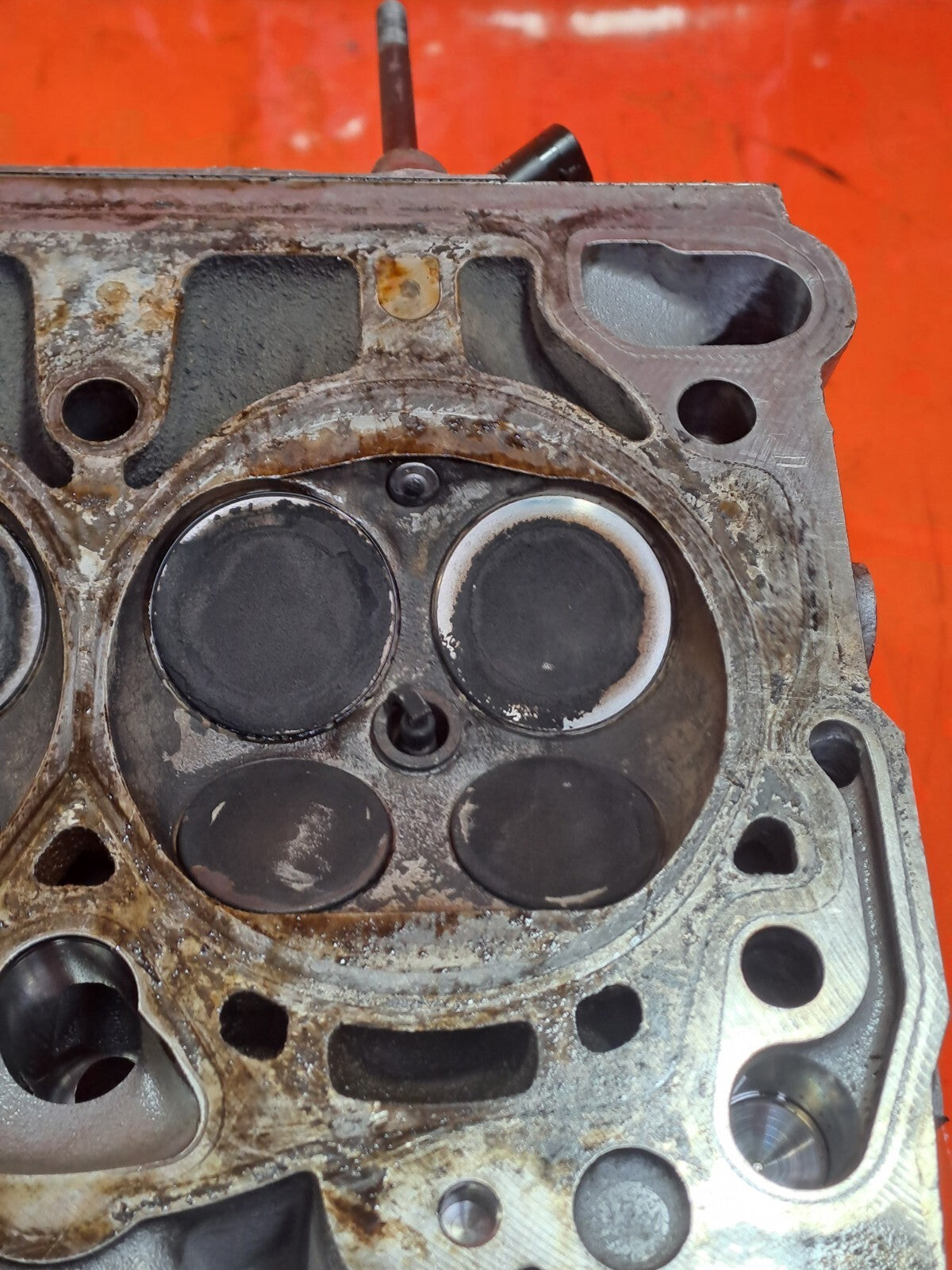 ✅Audi Q5 S Line 2.0 Petrol 2012 CYLINDER HEAD 06H103373K Warranty A276 - Image 7