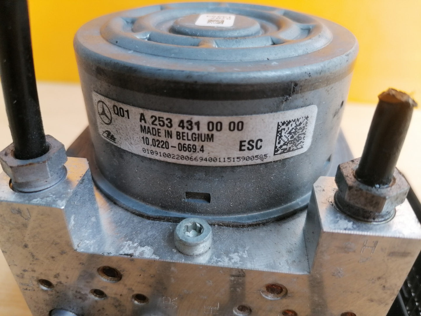 2015 MERCEDES C200 W205 2.0 PETROL ABS PUMP MODULATOR A2534310000 A048 - Image 11