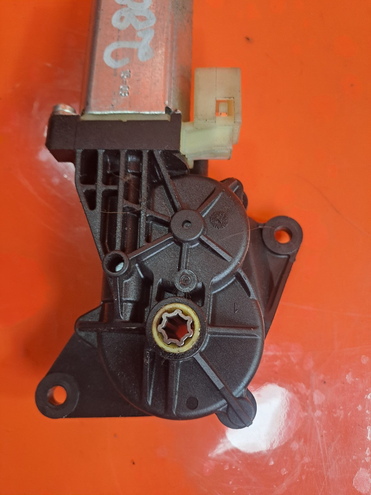 ✅FORD TOURNEO CUSTOM 2.2 DIESEL 2015 FRONT RIGHT SEAT ELECTRIC MOTOR 0390203635 - Image 4