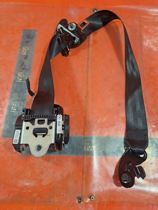 ✅FORD KUGA ST-LINE 2.5 PETROL 2025 FRONT LEFT SEAT BELT LV4BS61295BEW Warranty - Image 2