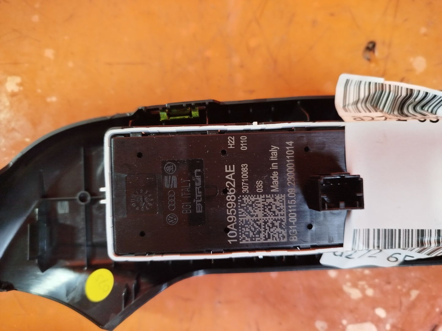 ✅CUPRA BORN V2 Ev 2023 FRONT RIGHT WINDOW SWITCH 10A959862AE Warranty A272 - Image 12