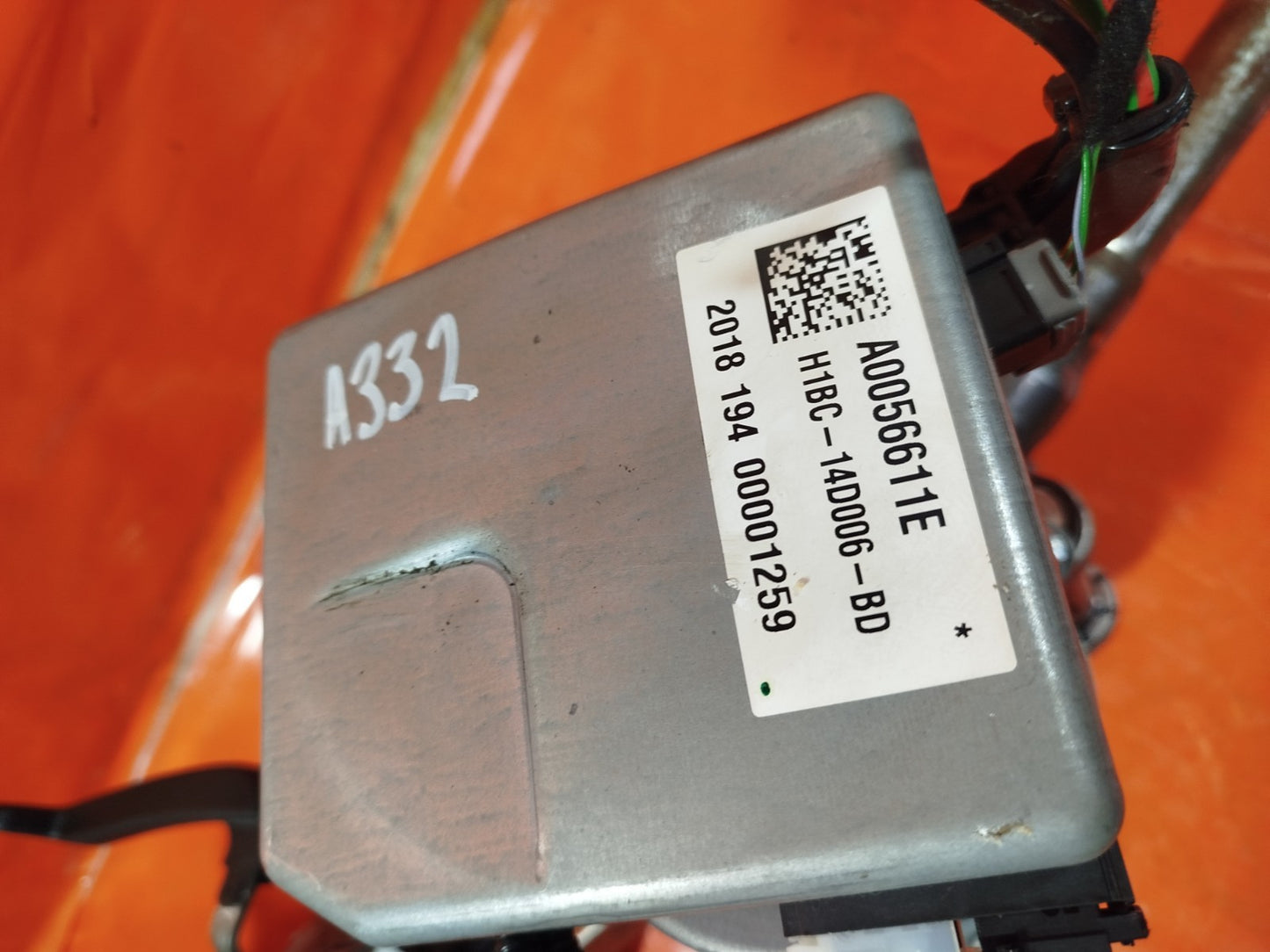 ebay-src:https://i.ebayimg.com/00/s/mtiwmfgxnjaw/z/wkcaaesw4cvpxli-/$_57.jpg