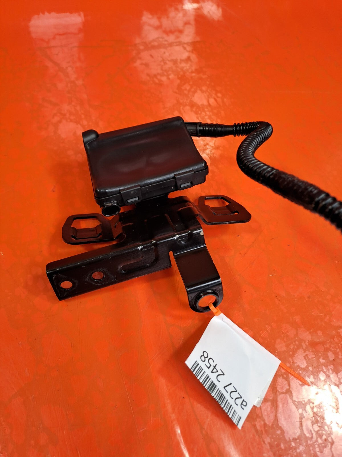 2023 CUPRA LEON VZ2 1.4P BATTERY BREATHER PIPE 0D9127417 + WARRANTY A227 - Image 2