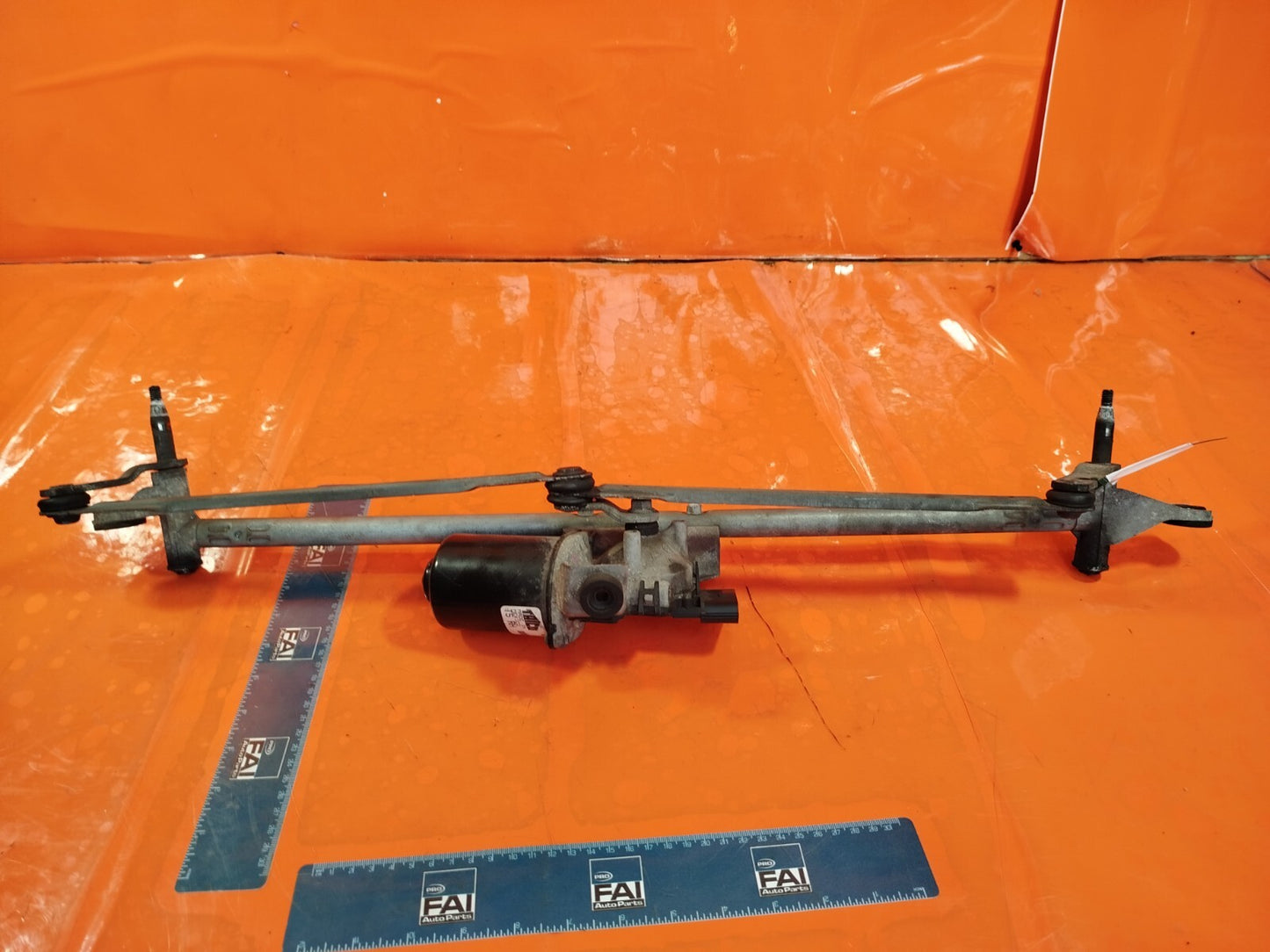 ✅Land Rover Discovery 4 L319 2010 3.0 D FRONT WIPER MOTOR & LINKAGE WINDSCREEN - Image 2