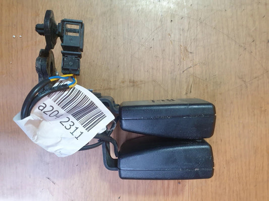 Audi A3 E-Tron 1.4 Petrol 2015 Rear Centre Middle Seat Belt Buckle Twin Warranty - Image 2