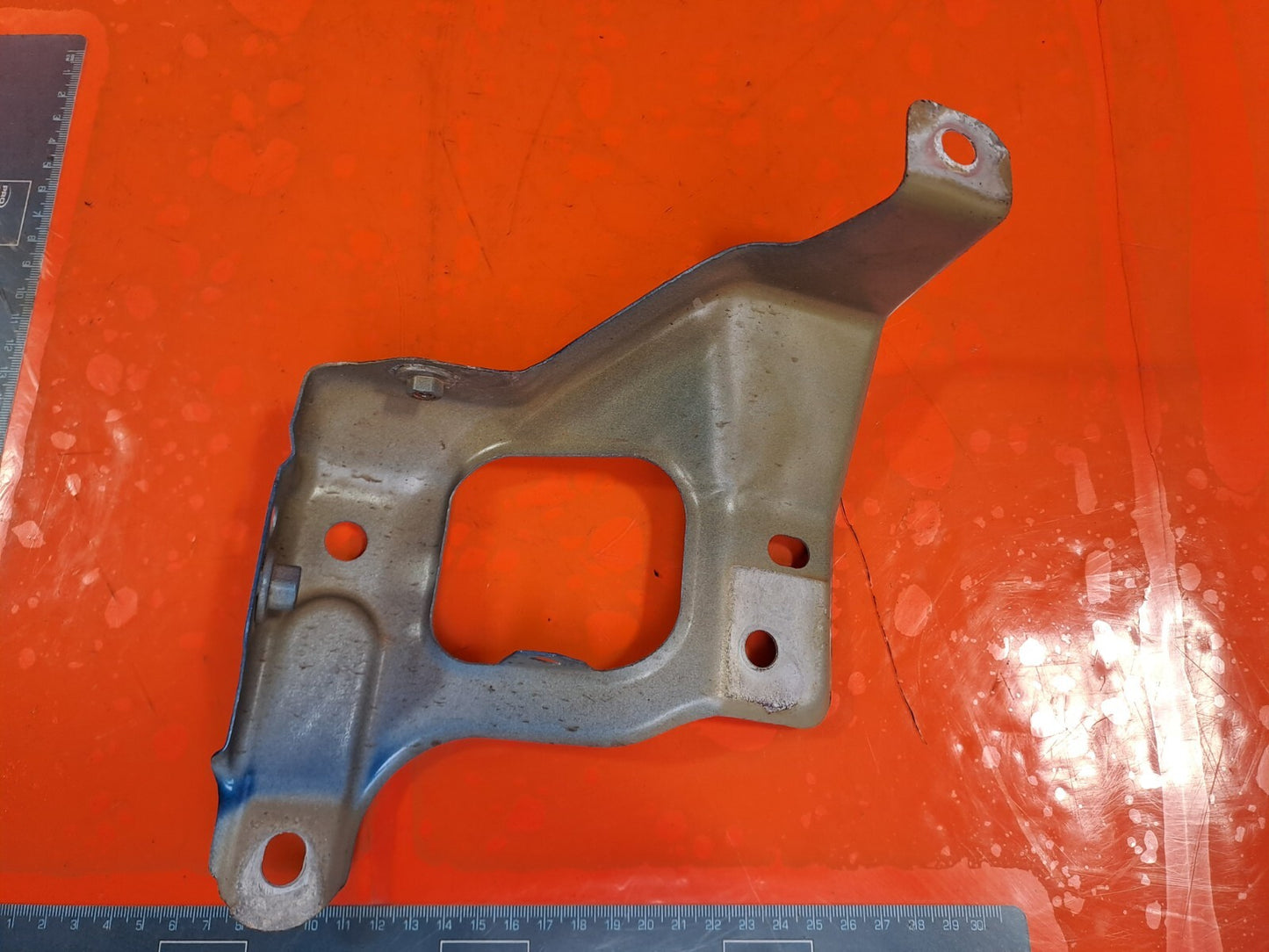 ✅2020 TESLA MODEL 3 FENDER SUPPORT BRACKET LEFT 1066017-00-D + WARRANTY A266 - Image 7